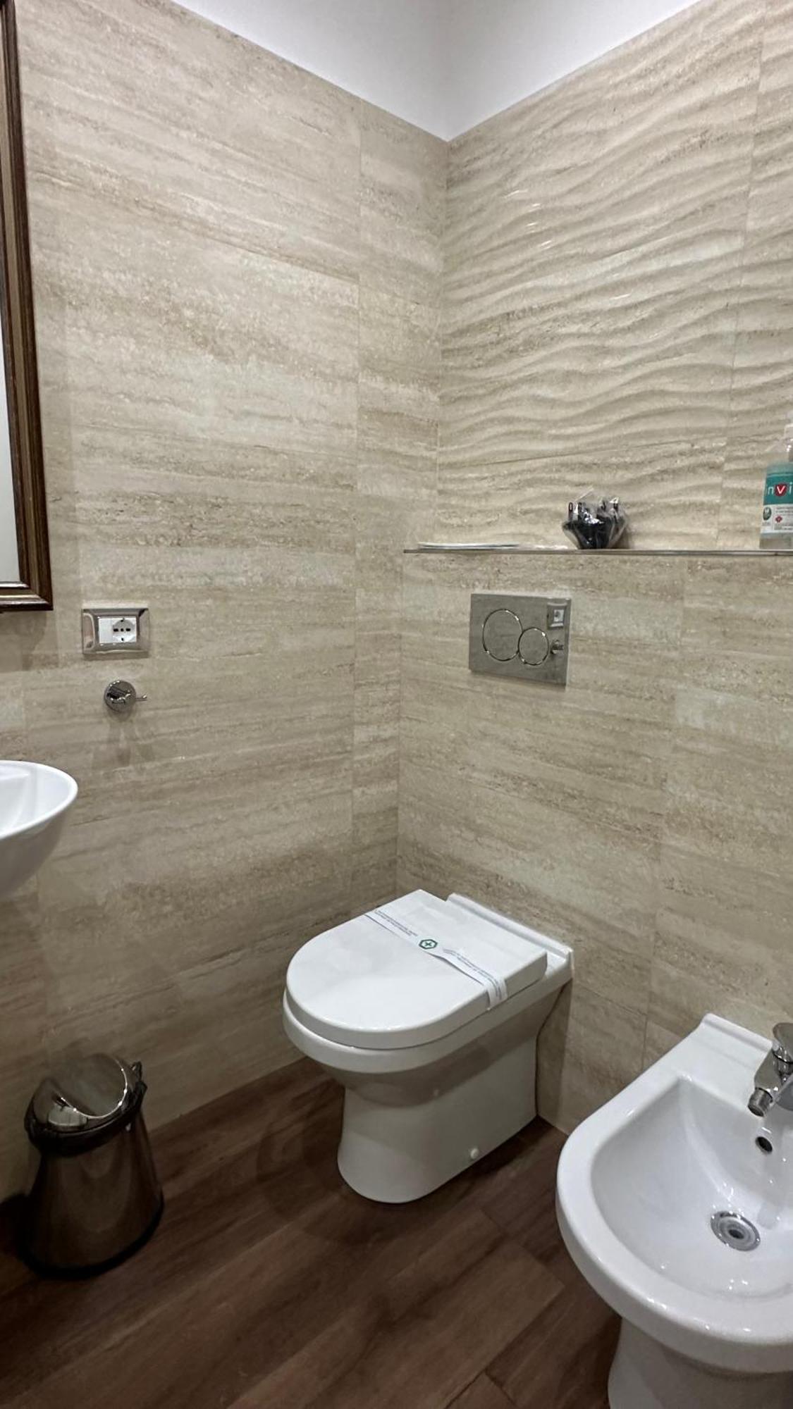 Colosseo Design Apartament Roma Ngoại thất bức ảnh